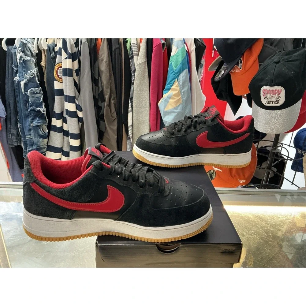 Nike Air Force 1 Low '07 LV8 Black Red-size 10.5 IB6388-004